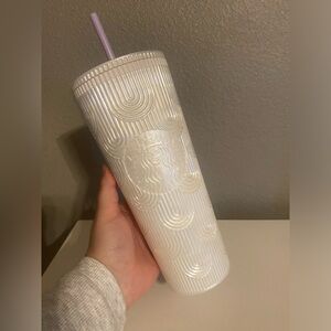 Starbucks White Pearl Shell Scales Venti Tumbler 24 oz.